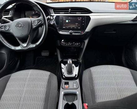 Серый Опель Corsa-e, объемом двигателя 0 л и пробегом 97 тыс. км за 12500 $, фото 20 на Automoto.ua