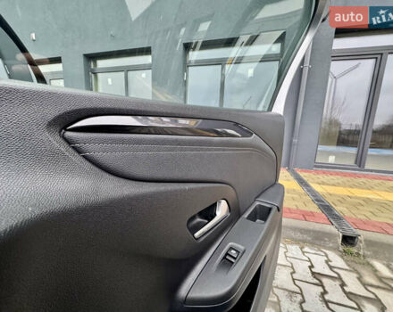 Серый Опель Corsa-e, объемом двигателя 0 л и пробегом 41 тыс. км за 14000 $, фото 25 на Automoto.ua