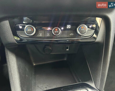 Серый Опель Corsa-e, объемом двигателя 0 л и пробегом 97 тыс. км за 12500 $, фото 18 на Automoto.ua