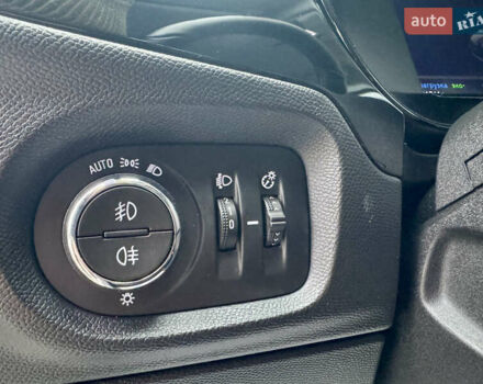 Серый Опель Corsa-e, объемом двигателя 0 л и пробегом 41 тыс. км за 14000 $, фото 43 на Automoto.ua