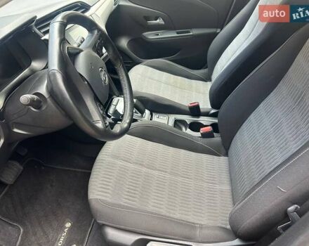 Серый Опель Corsa-e, объемом двигателя 0 л и пробегом 97 тыс. км за 12500 $, фото 19 на Automoto.ua