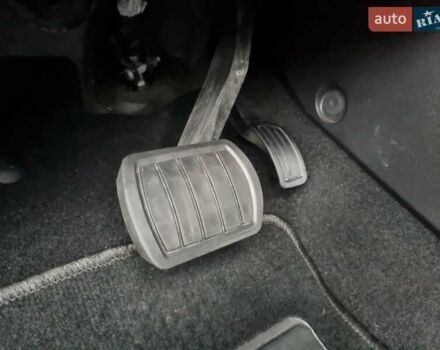 Серый Опель Corsa-e, объемом двигателя 0 л и пробегом 114 тыс. км за 13500 $, фото 19 на Automoto.ua