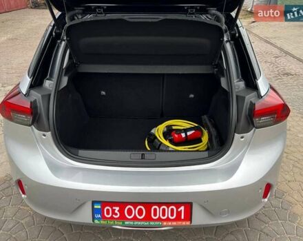Сірий Опель Corsa-e, об'ємом двигуна 0 л та пробігом 5 тис. км за 16000 $, фото 9 на Automoto.ua