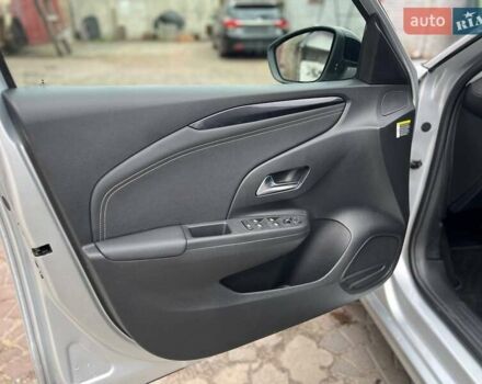Сірий Опель Corsa-e, об'ємом двигуна 0 л та пробігом 5 тис. км за 16000 $, фото 21 на Automoto.ua