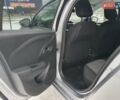 Серый Опель Corsa-e, объемом двигателя 0 л и пробегом 53 тыс. км за 12599 $, фото 26 на Automoto.ua