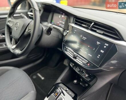 Сірий Опель Corsa-e, об'ємом двигуна 0 л та пробігом 5 тис. км за 16000 $, фото 18 на Automoto.ua