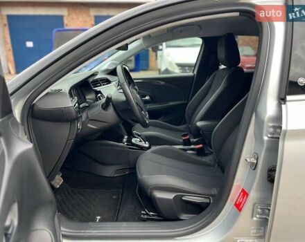Сірий Опель Corsa-e, об'ємом двигуна 0 л та пробігом 5 тис. км за 16000 $, фото 23 на Automoto.ua