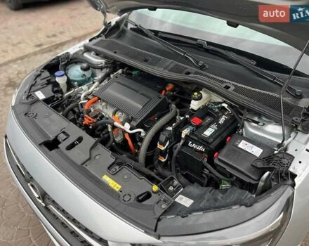 Сірий Опель Corsa-e, об'ємом двигуна 0 л та пробігом 5 тис. км за 16000 $, фото 35 на Automoto.ua