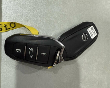 Сірий Опель Corsa-e, об'ємом двигуна 0 л та пробігом 12 тис. км за 15900 $, фото 28 на Automoto.ua