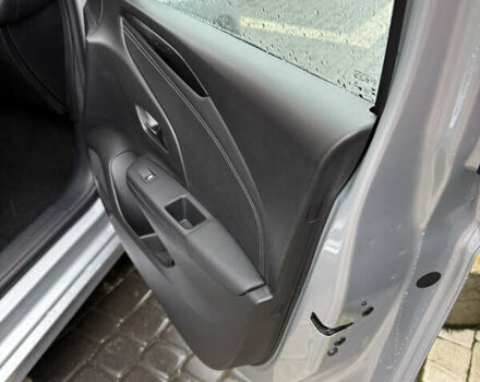 Сірий Опель Corsa-e, об'ємом двигуна 0 л та пробігом 12 тис. км за 15900 $, фото 12 на Automoto.ua