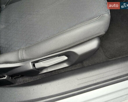 Сірий Опель Corsa-e, об'ємом двигуна 0 л та пробігом 12 тис. км за 15900 $, фото 13 на Automoto.ua