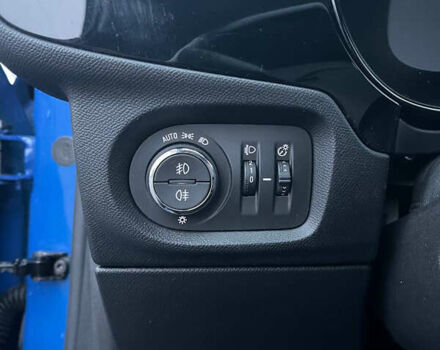 Синий Опель Corsa-e, объемом двигателя 0 л и пробегом 66 тыс. км за 15500 $, фото 13 на Automoto.ua