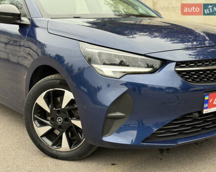 Синий Опель Corsa-e, объемом двигателя 0 л и пробегом 109 тыс. км за 12999 $, фото 5 на Automoto.ua