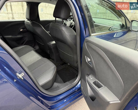Синий Опель Corsa-e, объемом двигателя 0 л и пробегом 109 тыс. км за 12999 $, фото 28 на Automoto.ua