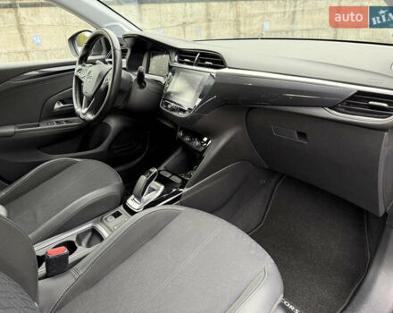 Синий Опель Corsa-e, объемом двигателя 0 л и пробегом 109 тыс. км за 12999 $, фото 24 на Automoto.ua