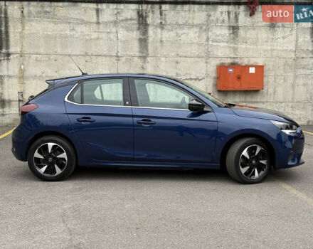 Синий Опель Corsa-e, объемом двигателя 0 л и пробегом 109 тыс. км за 12999 $, фото 7 на Automoto.ua