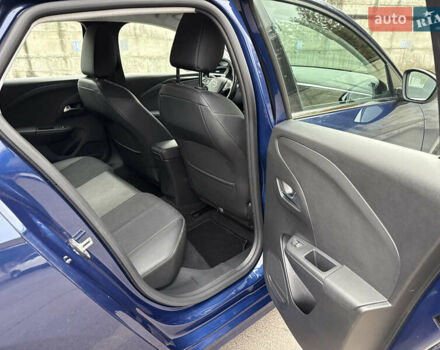 Синий Опель Corsa-e, объемом двигателя 0 л и пробегом 109 тыс. км за 12999 $, фото 27 на Automoto.ua