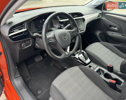 Оранжевый Опель Corsa-e, объемом двигателя 0 л и пробегом 45 тыс. км за 12950 $, фото 28 на Automoto.ua