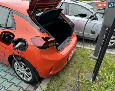 Оранжевый Опель Corsa-e, объемом двигателя 0 л и пробегом 45 тыс. км за 12950 $, фото 49 на Automoto.ua