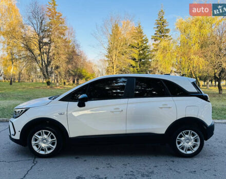 Білий Опель Crossland, об'ємом двигуна 1.2 л та пробігом 7 тис. км за 16500 $, фото 1 на Automoto.ua