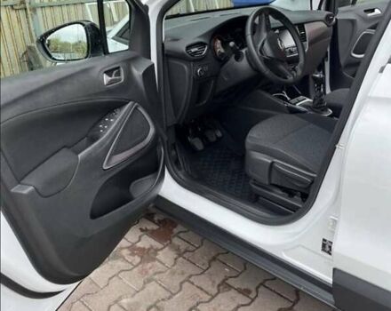 Белый Опель Crossland, объемом двигателя 1.2 л и пробегом 31 тыс. км за 17200 $, фото 12 на Automoto.ua