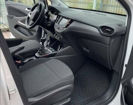 Белый Опель Crossland, объемом двигателя 1.2 л и пробегом 31 тыс. км за 17200 $, фото 11 на Automoto.ua