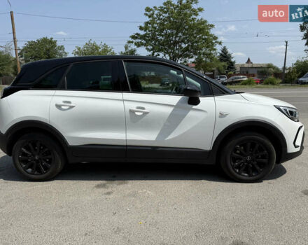 Белый Опель Crossland, объемом двигателя 1.2 л и пробегом 10 тыс. км за 20700 $, фото 3 на Automoto.ua