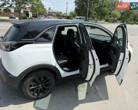 Белый Опель Crossland, объемом двигателя 1.2 л и пробегом 10 тыс. км за 20700 $, фото 6 на Automoto.ua