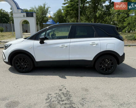 Белый Опель Crossland, объемом двигателя 1.2 л и пробегом 10 тыс. км за 20700 $, фото 4 на Automoto.ua