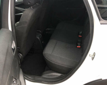 Белый Опель Crossland X, объемом двигателя 1.56 л и пробегом 285 тыс. км за 11500 $, фото 7 на Automoto.ua