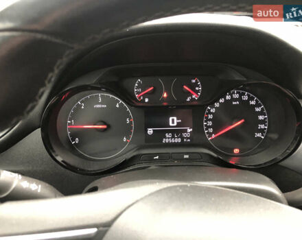 Белый Опель Crossland X, объемом двигателя 1.56 л и пробегом 285 тыс. км за 11500 $, фото 10 на Automoto.ua