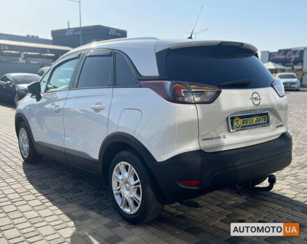 Білий Опель Crossland X, об'ємом двигуна 1.5 л та пробігом 113 тис. км за 17000 $, фото 4 на Automoto.ua