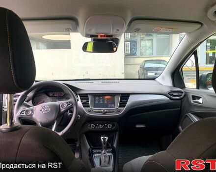 Білий Опель Crossland X, об'ємом двигуна 1.2 л та пробігом 81 тис. км за 14800 $, фото 12 на Automoto.ua