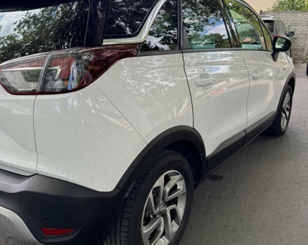 Білий Опель Crossland X, об'ємом двигуна 1.2 л та пробігом 46 тис. км за 14500 $, фото 6 на Automoto.ua
