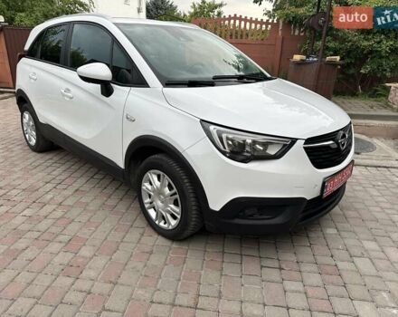 Білий Опель Crossland X, об'ємом двигуна 1.5 л та пробігом 173 тис. км за 12999 $, фото 3 на Automoto.ua