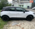 Білий Опель Crossland X, об'ємом двигуна 1.2 л та пробігом 81 тис. км за 14800 $, фото 1 на Automoto.ua