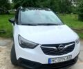 Білий Опель Crossland X, об'ємом двигуна 1.2 л та пробігом 81 тис. км за 14800 $, фото 1 на Automoto.ua