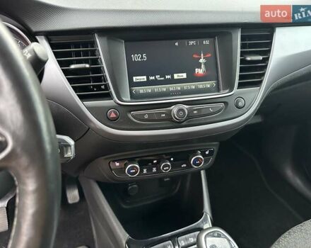 Білий Опель Crossland X, об'ємом двигуна 1.5 л та пробігом 173 тис. км за 12999 $, фото 18 на Automoto.ua