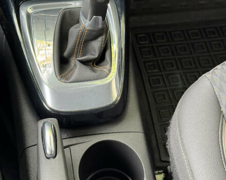 Білий Опель Crossland X, об'ємом двигуна 1.2 л та пробігом 46 тис. км за 14500 $, фото 9 на Automoto.ua