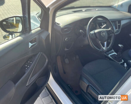 Білий Опель Crossland X, об'ємом двигуна 1.5 л та пробігом 113 тис. км за 17000 $, фото 9 на Automoto.ua