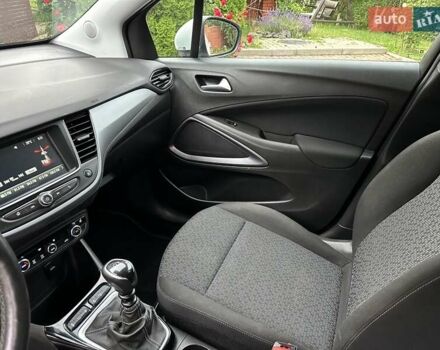 Білий Опель Crossland X, об'ємом двигуна 1.5 л та пробігом 173 тис. км за 12999 $, фото 15 на Automoto.ua