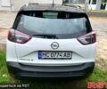 Білий Опель Crossland X, об'ємом двигуна 1.2 л та пробігом 81 тис. км за 14800 $, фото 3 на Automoto.ua