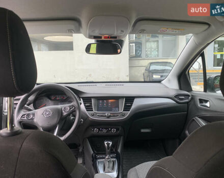 Белый Опель Crossland X, объемом двигателя 1.2 л и пробегом 82 тыс. км за 13900 $, фото 18 на Automoto.ua