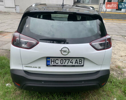 Белый Опель Crossland X, объемом двигателя 1.2 л и пробегом 82 тыс. км за 13900 $, фото 3 на Automoto.ua