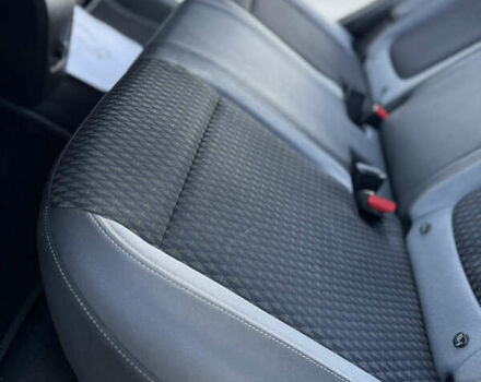 Білий Опель Crossland X, об'ємом двигуна 1.5 л та пробігом 270 тис. км за 12700 $, фото 79 на Automoto.ua