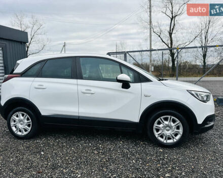 Білий Опель Crossland X, об'ємом двигуна 1.5 л та пробігом 179 тис. км за 13950 $, фото 11 на Automoto.ua