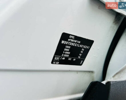 Білий Опель Crossland X, об'ємом двигуна 1.5 л та пробігом 179 тис. км за 13950 $, фото 16 на Automoto.ua