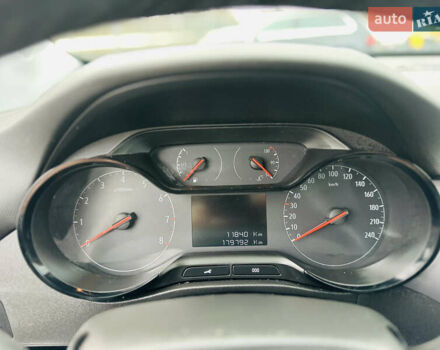 Білий Опель Crossland X, об'ємом двигуна 1.5 л та пробігом 179 тис. км за 13950 $, фото 23 на Automoto.ua