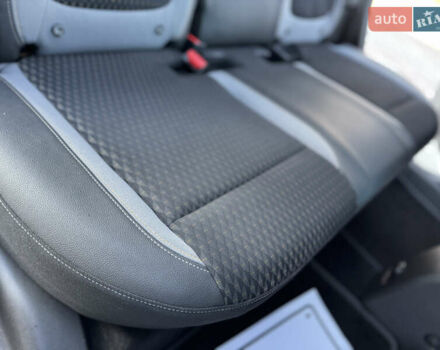 Білий Опель Crossland X, об'ємом двигуна 1.5 л та пробігом 270 тис. км за 12700 $, фото 76 на Automoto.ua