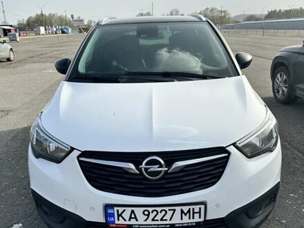 Белый Опель Crossland X, объемом двигателя 1.2 л и пробегом 161 тыс. км за 15500 $, фото 1 на Automoto.ua